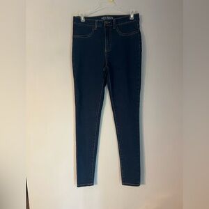 Wild Fable skinny jeans. Size 2.